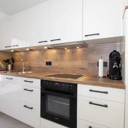 Apartment Marina 46 *