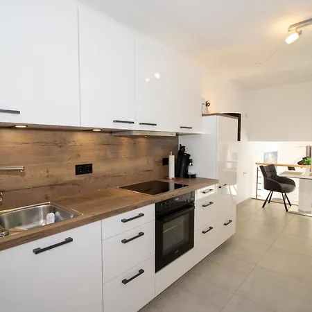 Marina 46 Κουξχάφεν